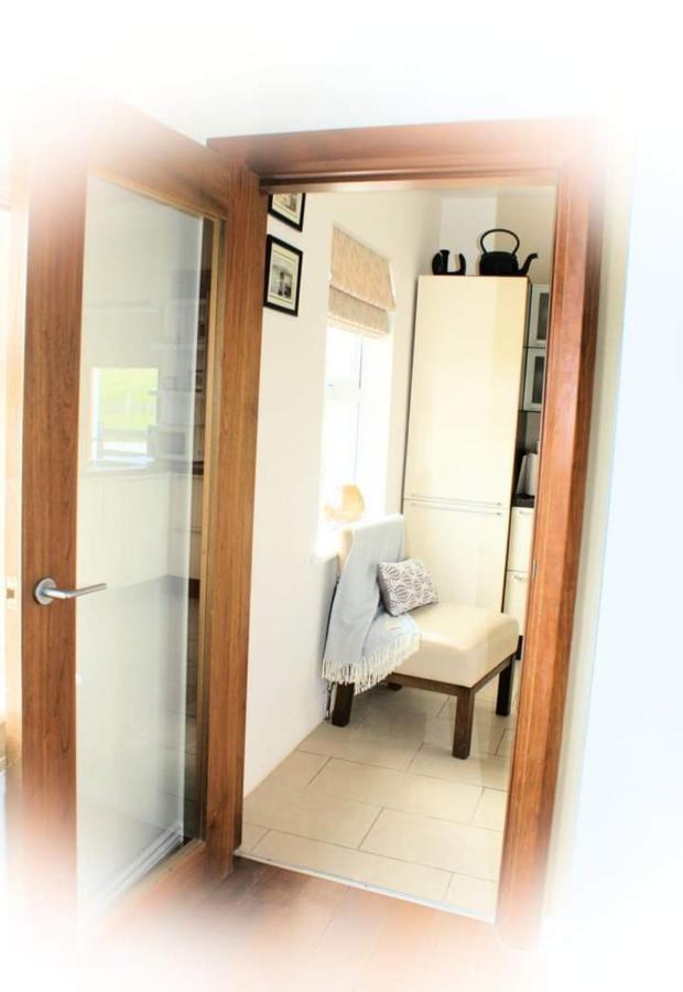 Cozy & Remote Hideaway Gintys Cottage Ross Port Exterior foto